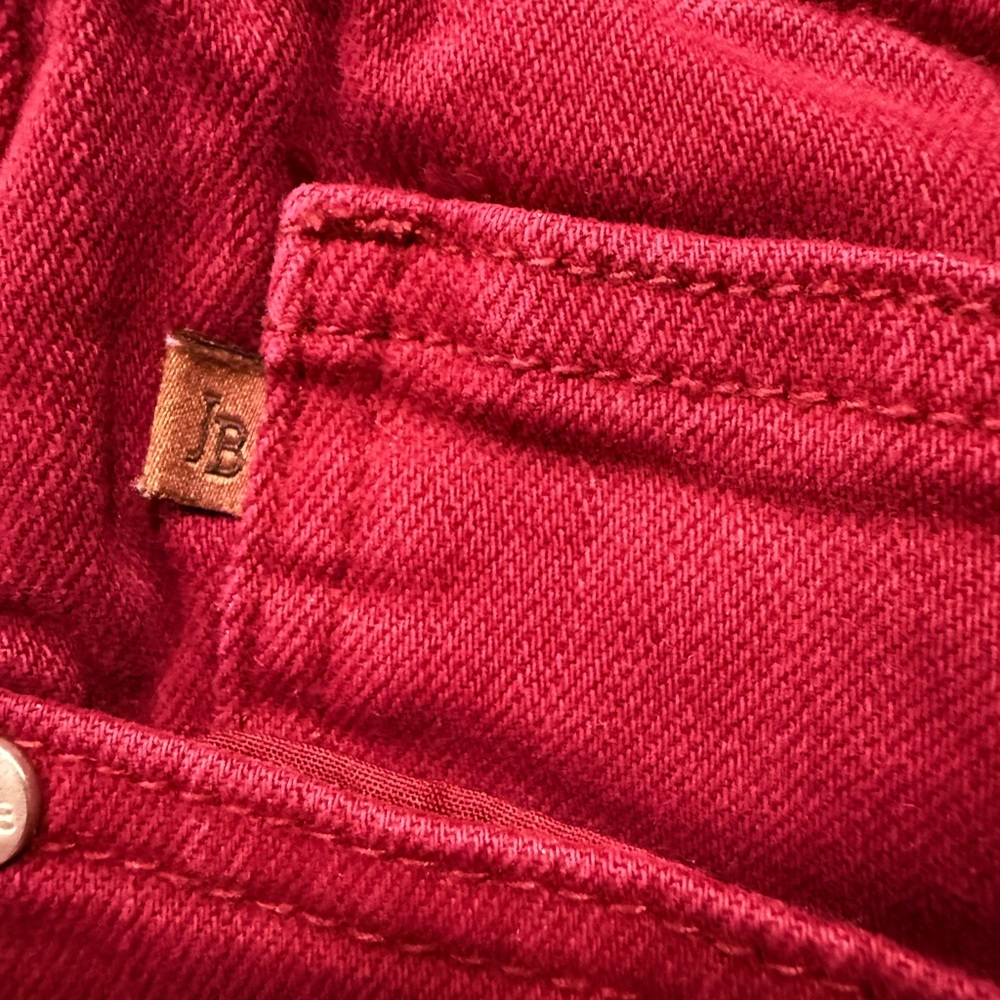 Judy Blue-  Carly high waisted Dnl Cuff Roll Jogger Jeans in Scarlet - Picture 6 of 9